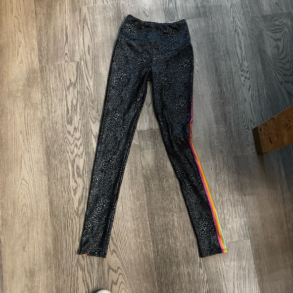 GoldSheep Leggings Size Small - Picture 1 of 2